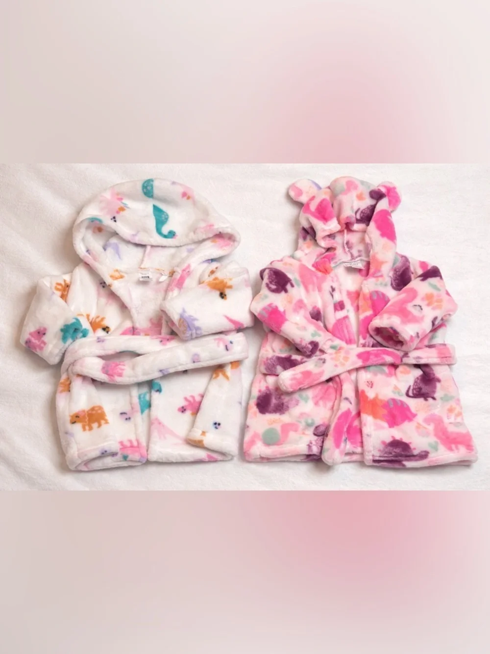 2PC 0-9 Month Baby Girl Bathrobe Bundle 0-9M 🦕 Hooded Plush Cozy Dino Robe Soft